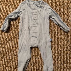 Baby blue Magnetic Me footie